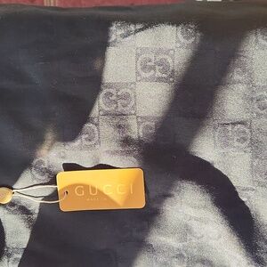 Gucci scarf